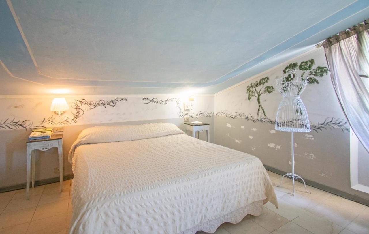 Hotel Luciana Marina di Massa Bagian luar foto